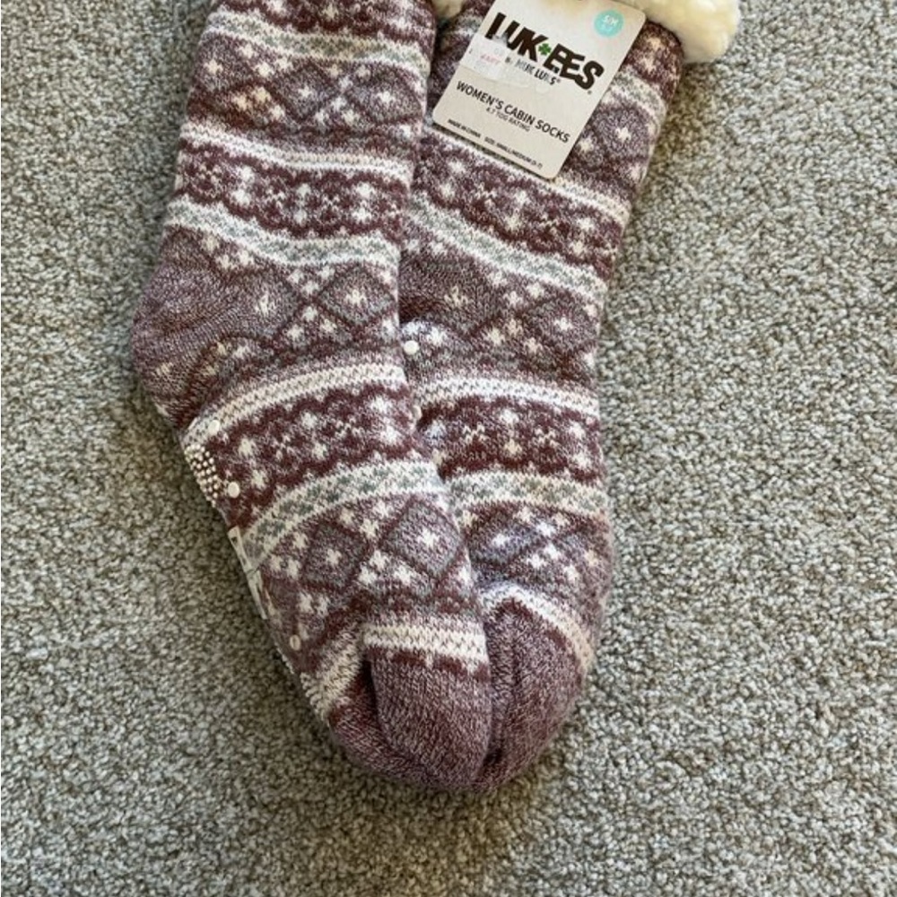 Muk Luks Women's Cabin Socks in Purple and White